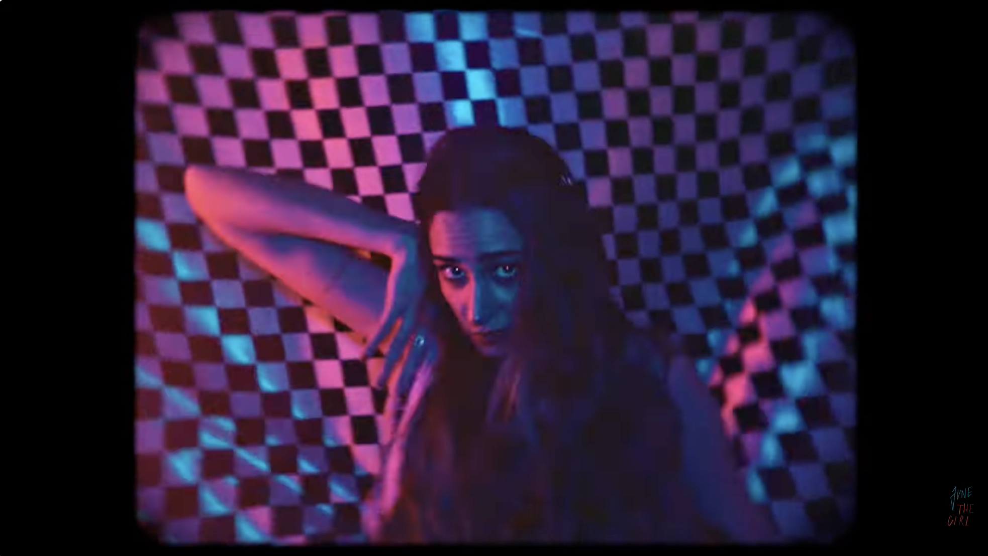 Hello Mr Slender Man — clip officiel